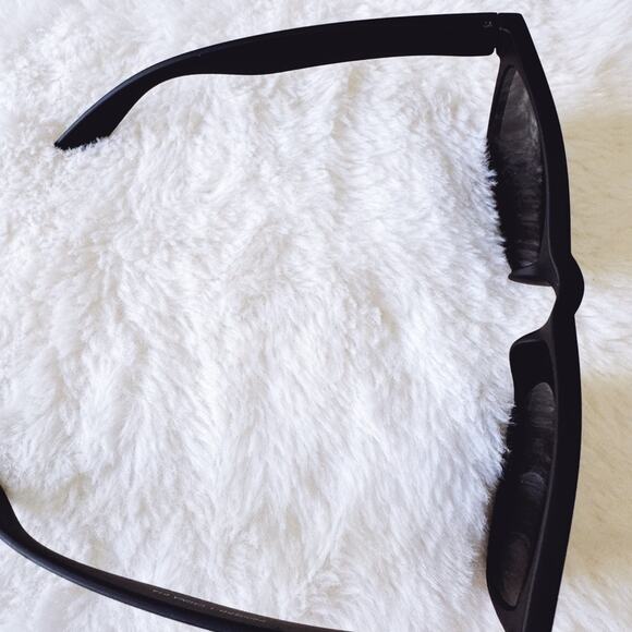 Lola Matte Black Polycarbonate Sunglasses - Picture 5 of 11